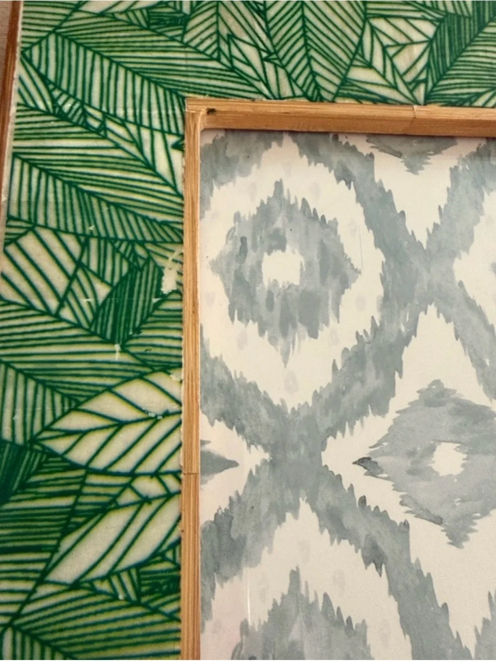 Anthropologie Cabana Green Leaf Pattern Decorative Photo Wooden Frame